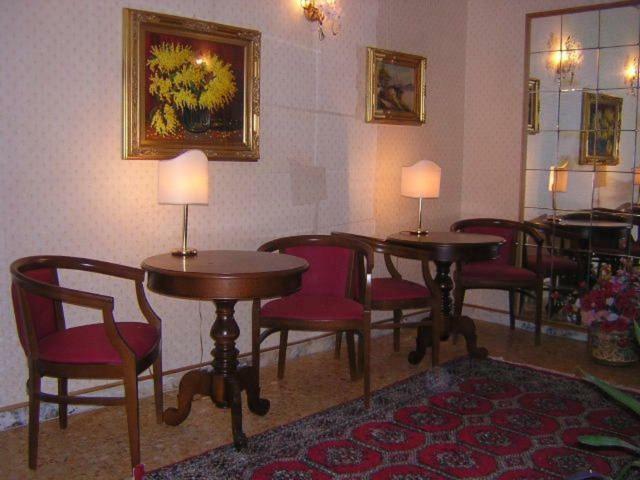 Hotel Nuovo Diana Napoli Eksteriør bilde