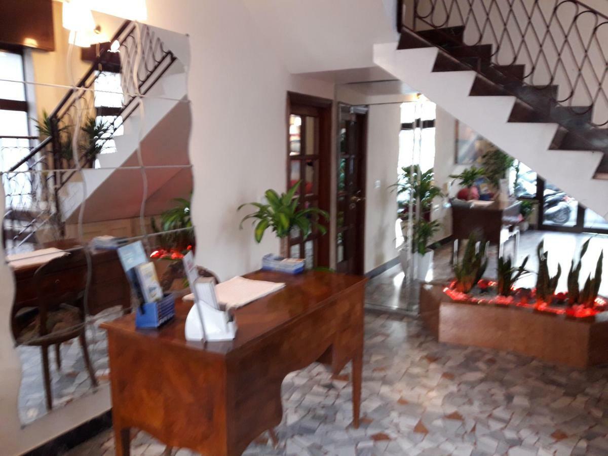 Hotel Nuovo Diana Napoli Eksteriør bilde
